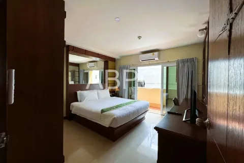 Condominio de 1 dormitorio en Pattaya, Tailandia № 211716 - foto 3