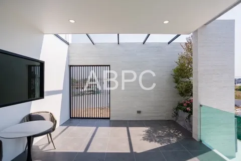 Casa de 4 dormitorios en Pattaya, Tailandia № 211717 - foto 5