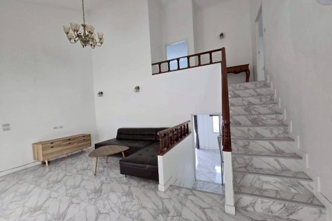 House in Pattaya, Thailand 3 bedrooms № 171334 - photo 18