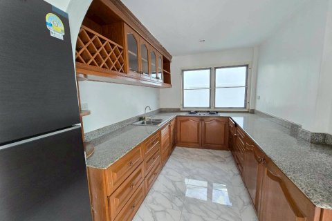 House in Pattaya, Thailand 3 bedrooms № 171334 - photo 17