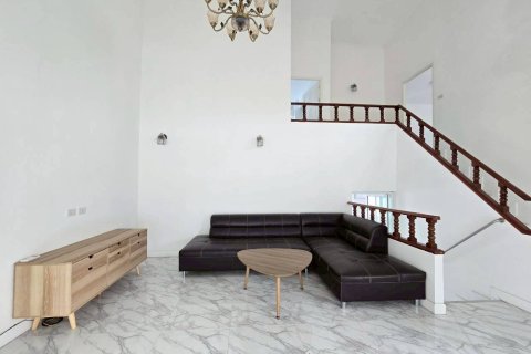 House in Pattaya, Thailand 3 bedrooms № 171334 - photo 14