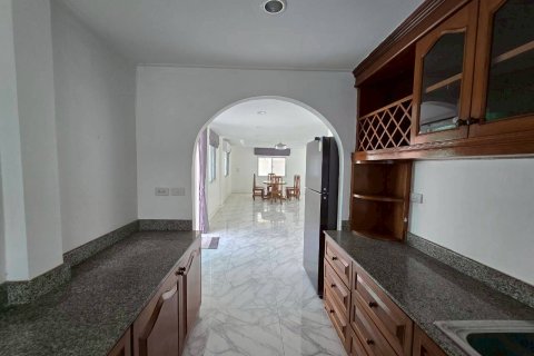 House in Pattaya, Thailand 3 bedrooms № 171334 - photo 21