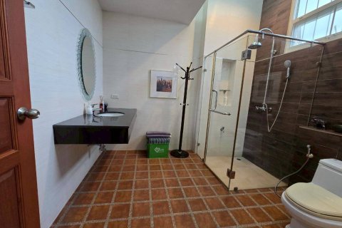 House in Pattaya, Thailand 2 bedrooms № 171335 - photo 24