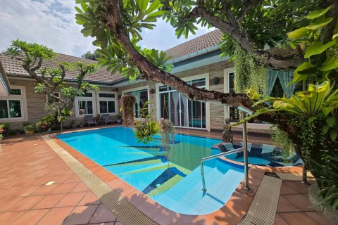 House in Pattaya, Thailand 2 bedrooms № 171335 - photo 5