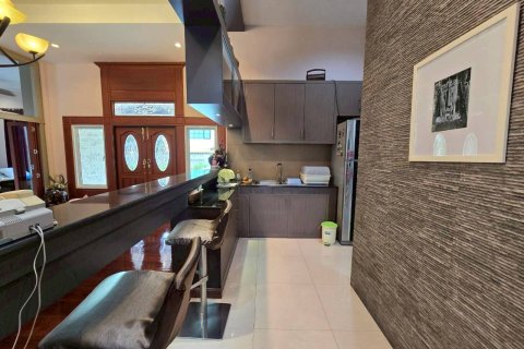 House in Pattaya, Thailand 2 bedrooms № 171335 - photo 17