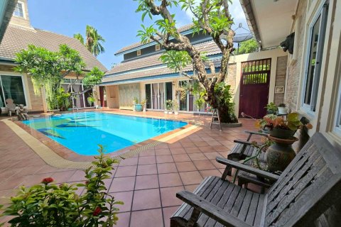 House in Pattaya, Thailand 2 bedrooms № 171335 - photo 4