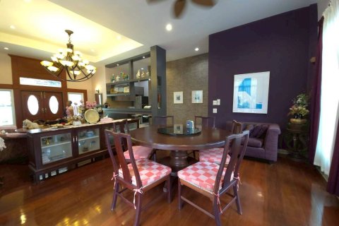 House in Pattaya, Thailand 2 bedrooms № 171335 - photo 20