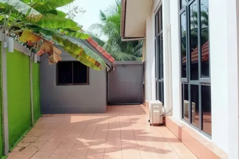 Дом в Паттайе, Таиланд с 4 комнатами № 155514 - фото 11