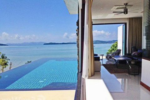 Вилла в Паклоке, Таиланд с 5 спальнями  № 117066 - фото 1