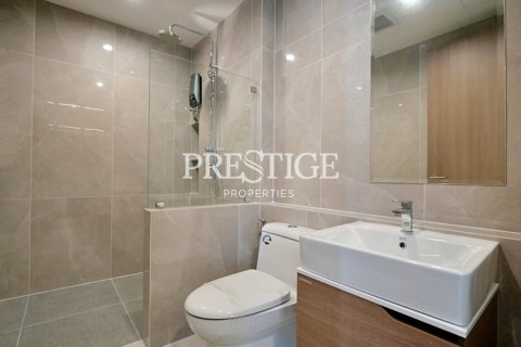 House in Pattaya, Thailand 4 bedrooms № 197650 - photo 17