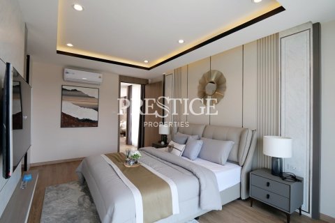 House in Pattaya, Thailand 4 bedrooms № 197650 - photo 15