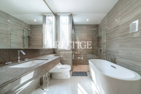 House in Pattaya, Thailand 3 bedrooms № 197648 - photo 11