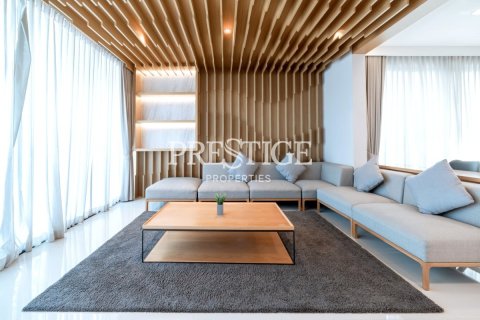 House in Pattaya, Thailand 3 bedrooms № 197648 - photo 3