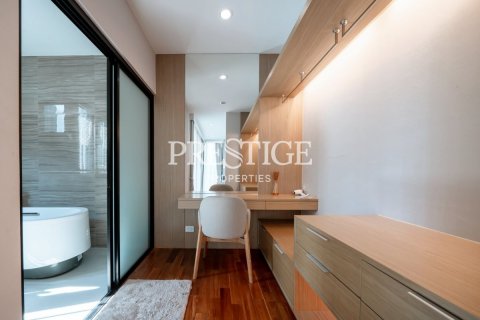 House in Pattaya, Thailand 3 bedrooms № 197648 - photo 10