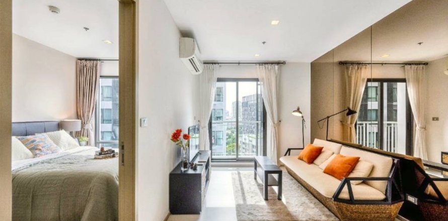 Кондоминиум с 2 спальнями в Пхракханонге, Бангкок, Таиланд № 115115