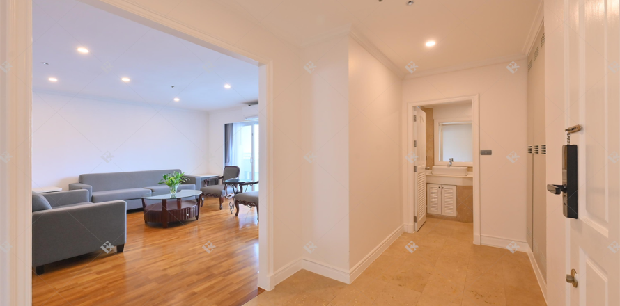 Condo à Bangkok, Thaïlande, 3 chambres  № 190026