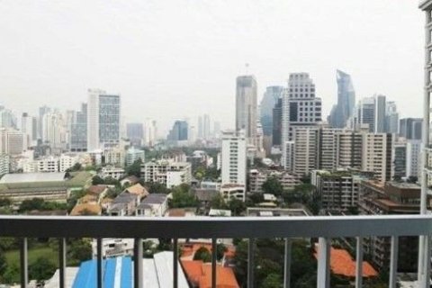 Студия в кондо в Клонг Тоэй, Бангкок, Таиланд № 161871 - фото 11