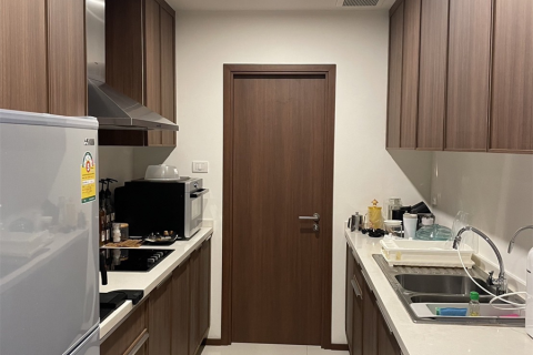 Condo in Bangkok, Thailand, 3 bedrooms № 184313 - photo 6