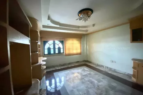 House in Pattaya, Thailand 9 bedrooms № 140789 - photo 18