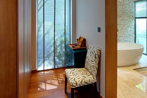Villa in Phuket, Thailand 3 bedrooms № 140785 - photo 25