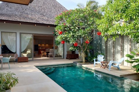 Villa in Phuket, Thailand 3 bedrooms № 140785 - photo 1