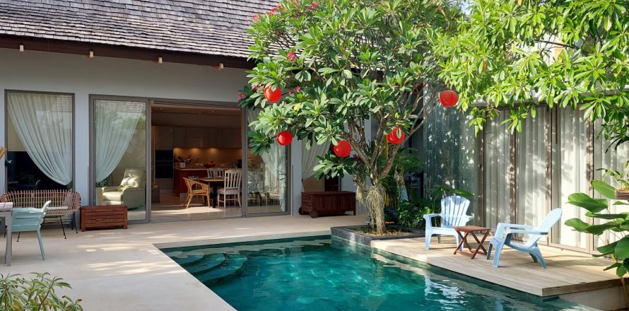 Villa in Phuket, Thailand 3 bedrooms № 140785