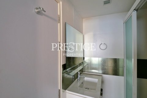 Condo in Pattaya, Thailand, 3 bedrooms № 198520 - photo 20