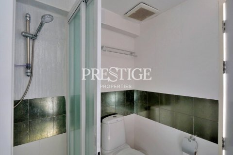 Condo in Pattaya, Thailand, 3 bedrooms № 198520 - photo 19
