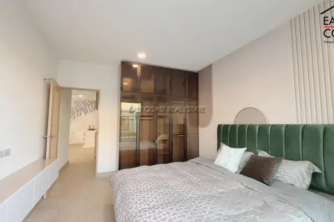 Casa de 4 dormitorios en Pattaya, Tailandia № 212926 - foto 10