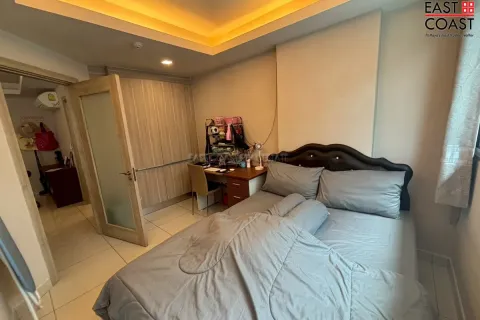 Condominio de 2 dormitorios en Jomtien Beach, Pattaya, Tailandia № 212923 - foto 3