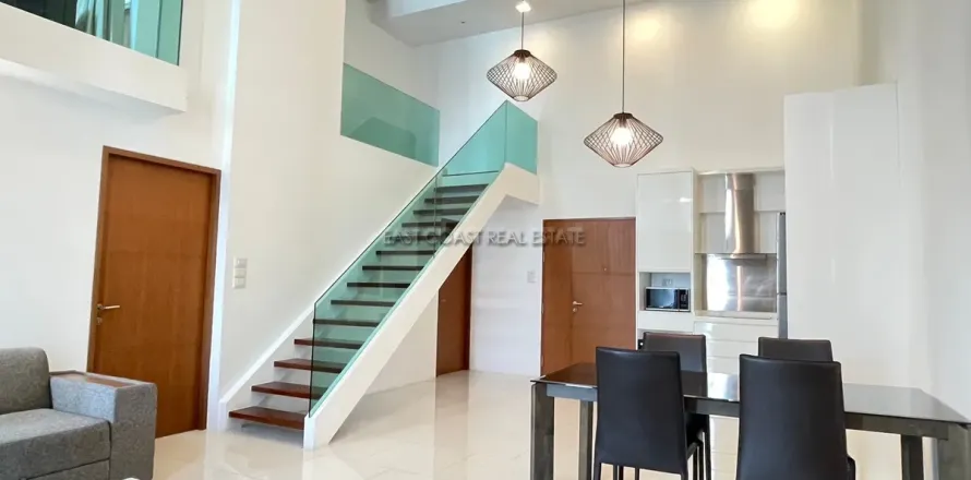 Condominio de 2 dormitorios en Pattaya, Tailandia № 212925