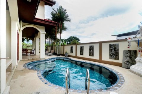 Вилла в Кату, Таиланд с 7 спальнями  № 139623 - фото 2