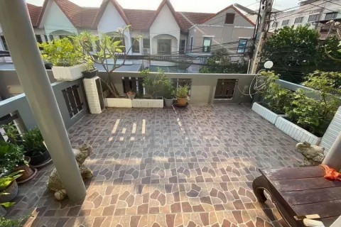 Дом в Паттайе, Таиланд с 3 комнатами № 155491 - фото 2