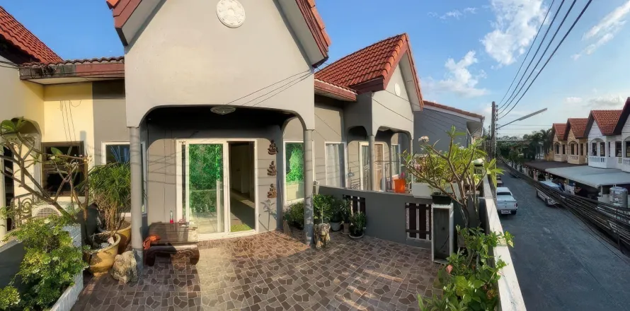 Дом в Паттайе, Таиланд с 3 комнатами № 155491