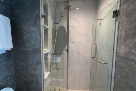 Studio in the Condo in Huai Khwang, Bangkok, Thailand  № 157245 - photo 6