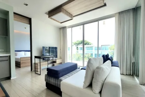 Condo in Hua Hin, Thailand, 2 bedrooms  № 157241 - photo 4