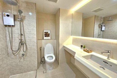 Кондоминиум с 2 спальнями в Суан Луанге, Бангкок, Таиланд № 157242 - фото 6