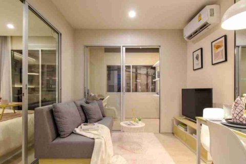 คอนโดมิเนียมในธนบุรี, กรุงเทพฯ, ประเทศไทย, 1 ห้องนอน № 208875 - รูปถ่าย 2