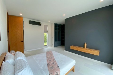 Villa in Hua Hin, Thailand 5 bedrooms № 168340 - photo 23