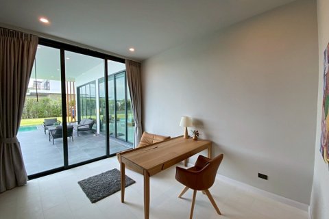 Villa in Hua Hin, Thailand 5 bedrooms № 168340 - photo 13
