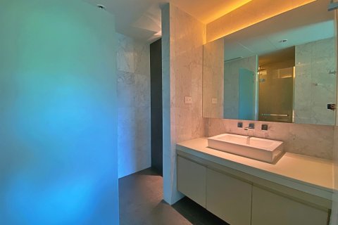 Condo in Hua Hin, Thailand, 1 bedroom  № 168381 - photo 16