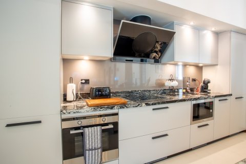 Villa in Hua Hin, Thailand 6 bedrooms № 168382 - photo 24