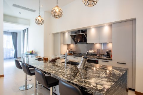 Villa in Hua Hin, Thailand 6 bedrooms № 168382 - photo 23