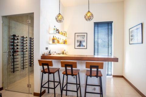 Villa in Hua Hin, Thailand 6 bedrooms № 168382 - photo 20