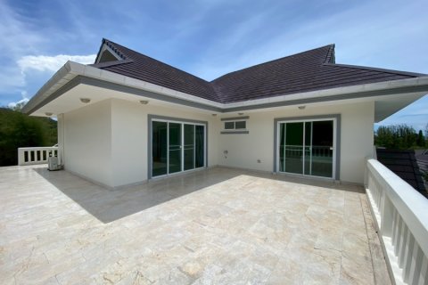 Villa in Hua Hin, Thailand 6 bedrooms № 168348 - photo 20
