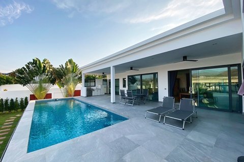 Villa in Hua Hin, Thailand 2 bedrooms № 168347