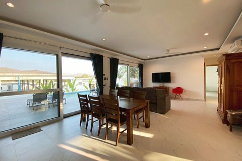 Villa in Hua Hin, Thailand 2 bedrooms № 168347 - photo 15