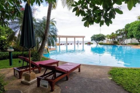 Кондоминиум с 3 спальнями в Хуа Хине, Таиланд № 168345 - фото 2