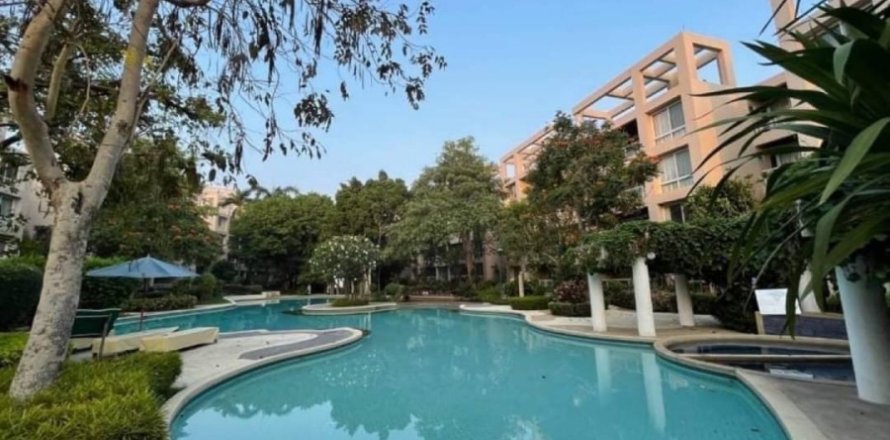 Кондоминиум с 3 спальнями в Хуа Хине, Таиланд № 168345