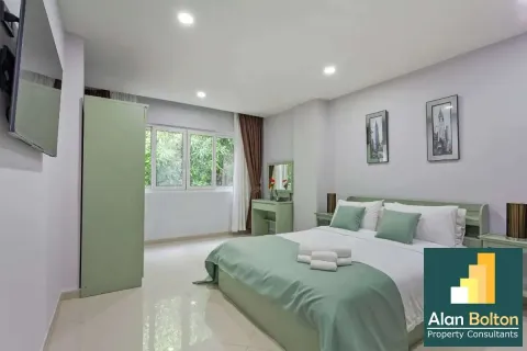 Casa de 8 dormitorios en Pattaya, Tailandia № 211045 - foto 18